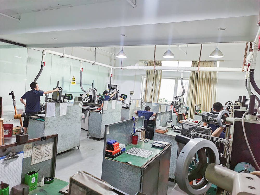 Surface grinding machine - MAYHO